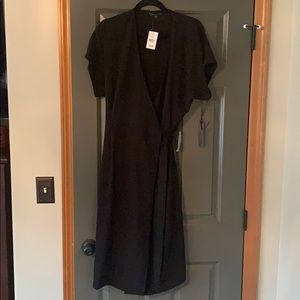 Felicity & Coco Black Wrap Dress size Large
